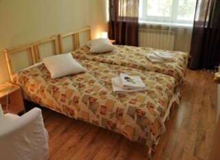 Гостиница Yasnaya Polyana Арзамас Двухместный номер эконом-класса с 1 кроватью или 2 отдельными кроватями-1